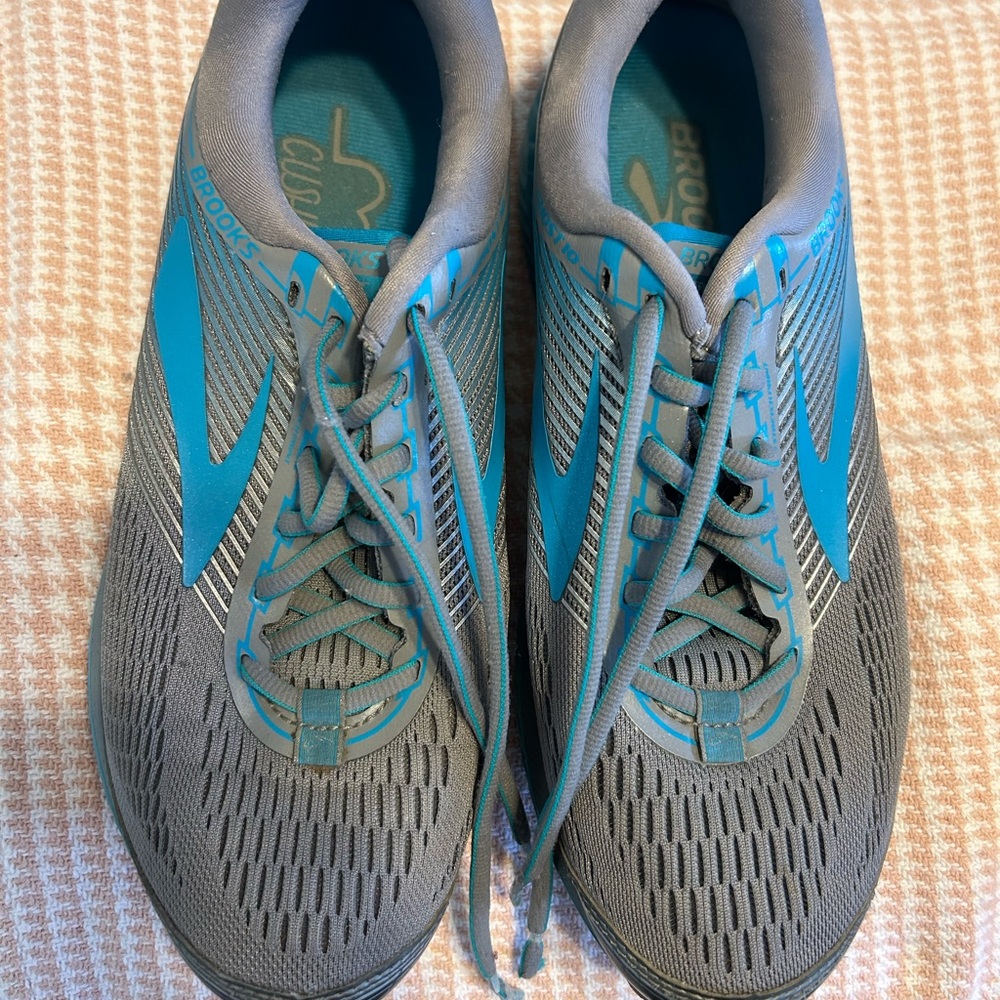 Brooks Blue and Gray Running Shoes